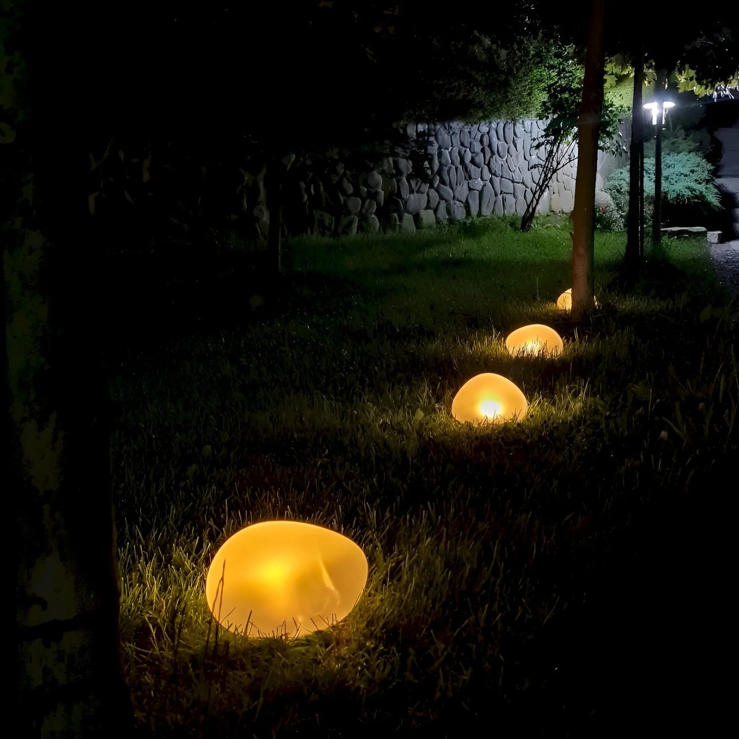 Sun-Charged Decorative Garden Lights - Weather-Resistant GlowGems