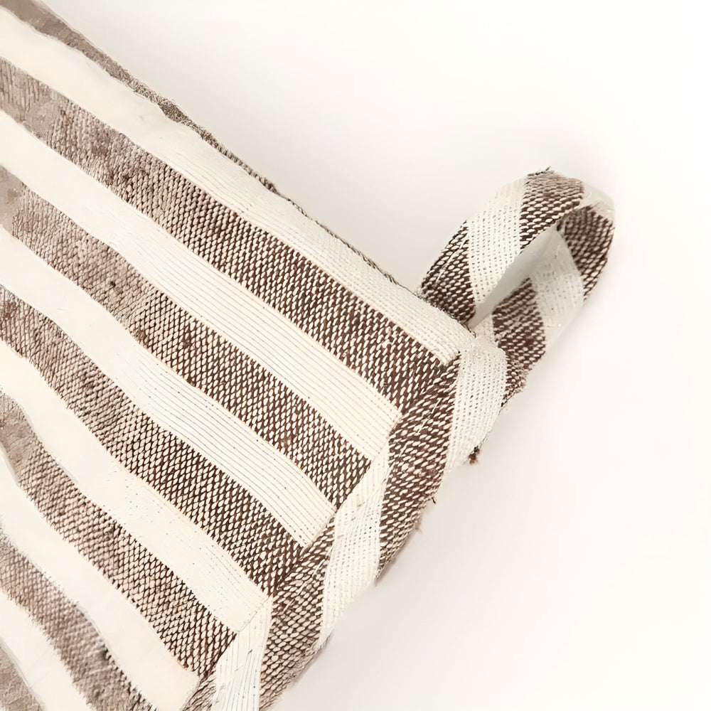 Premium Striped Heat-Resistant Oven Mitt with Non-Slip Grip