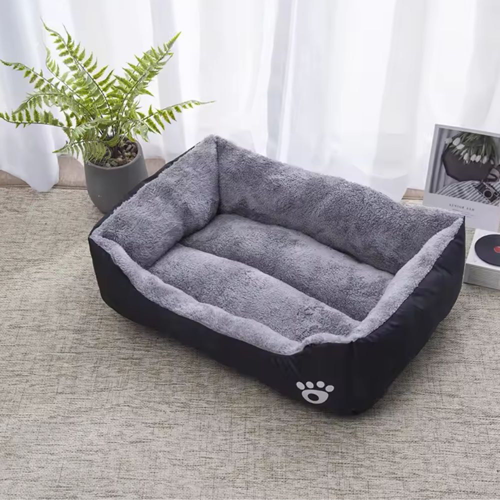 Plush Microfiber Pet Bed with Non-Slip Bottom