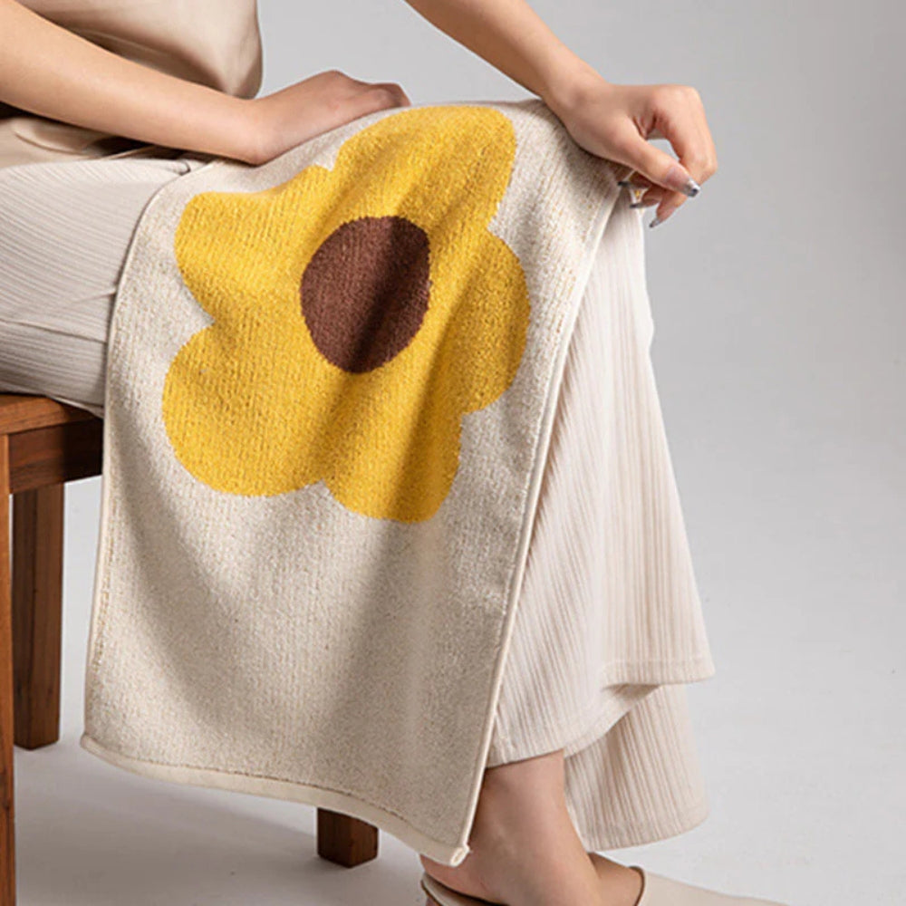 Vibrant Sunflower Cotton Bath Towel