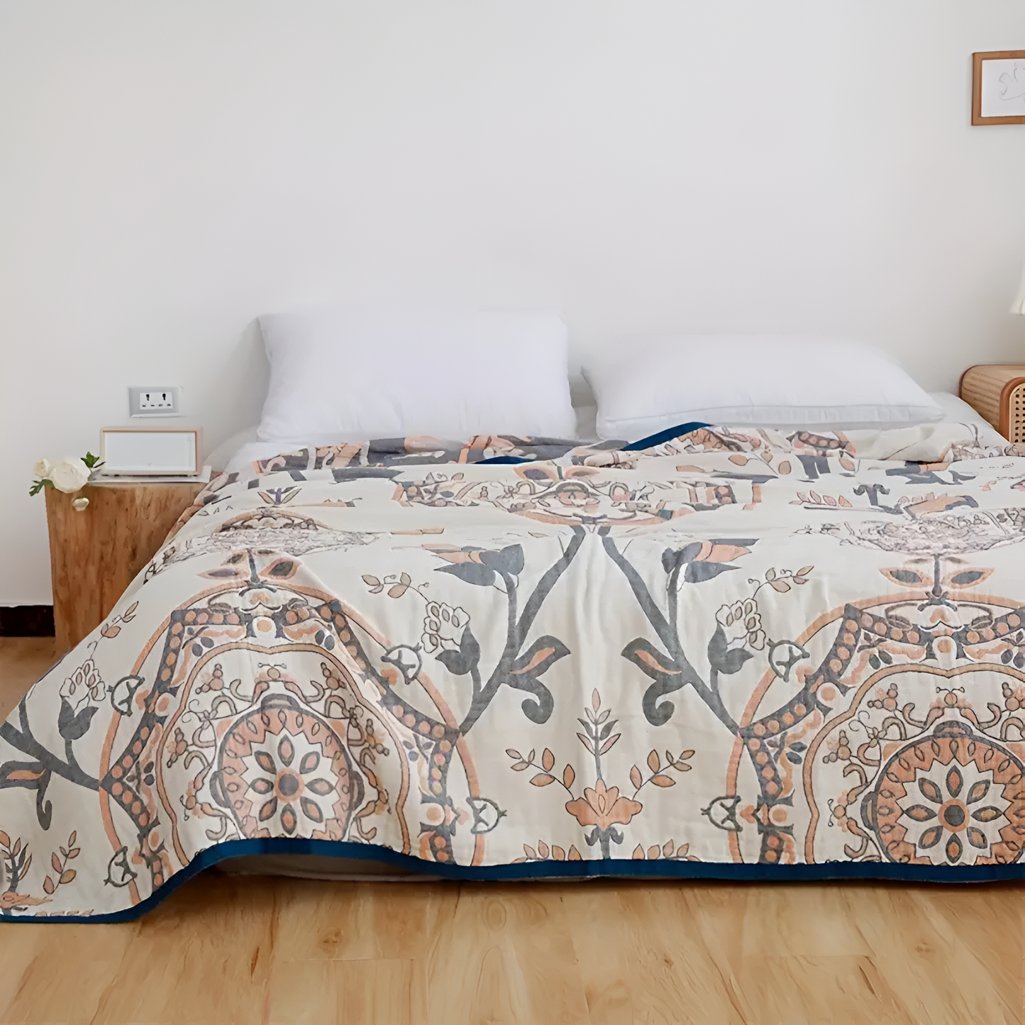 Reversible Floral Cotton Blanket for All-Season Comfort