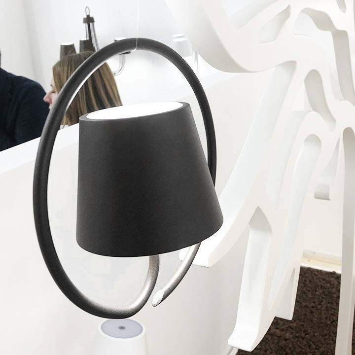 Adjustable Modern Pendant Light with Chic Design