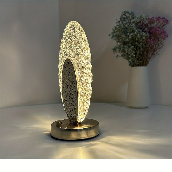 Peacock-Inspired Rechargeable LED Table Lamp