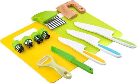 Kids Safe Cooking Set with Plastic Knives and Cutting Board