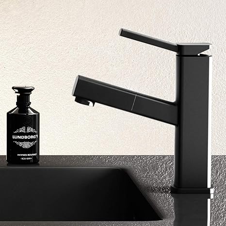 Pull-Out Single-Handle Bathtub Faucet with Swiveling Spout