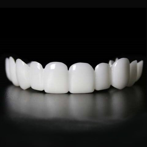 Snap-On Upper and Lower Teeth Veneers for a Natural Smile