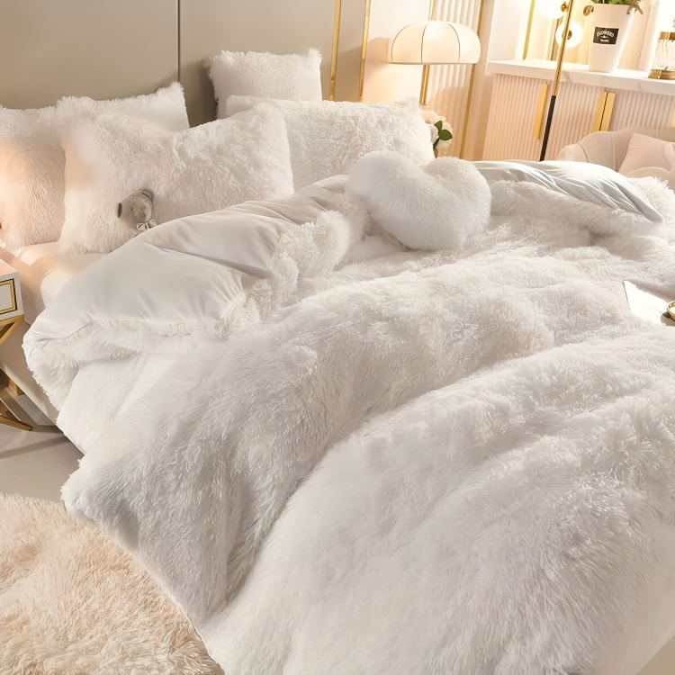 Luxurious Velvet Duvet Cover Set with Pillowcases for All-Season Comfort