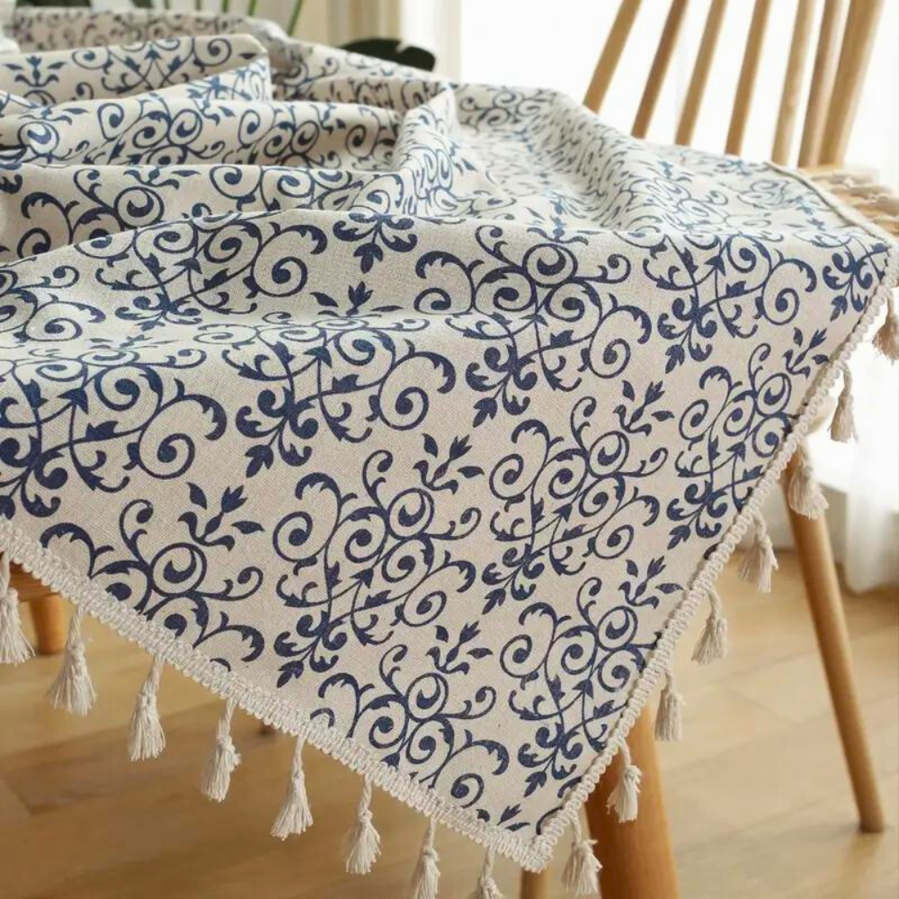 Cottage Chic Retro Patterned Tablecloth