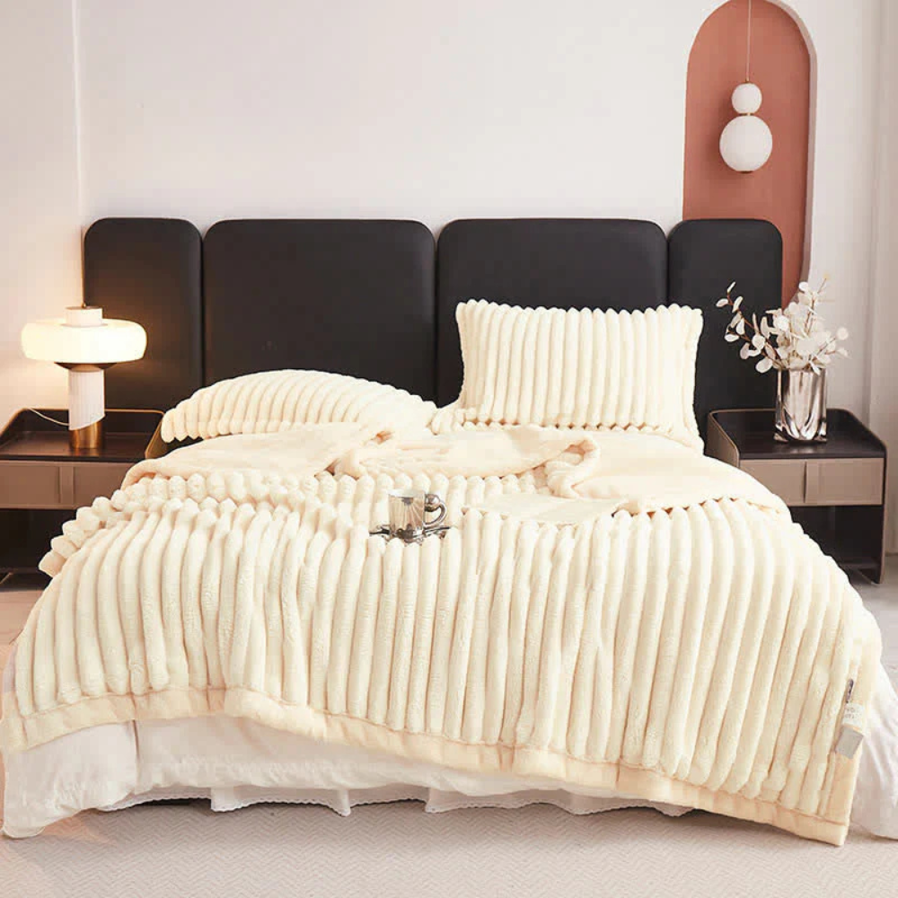 Reversible Faux Fur Fleece Throw Blanket