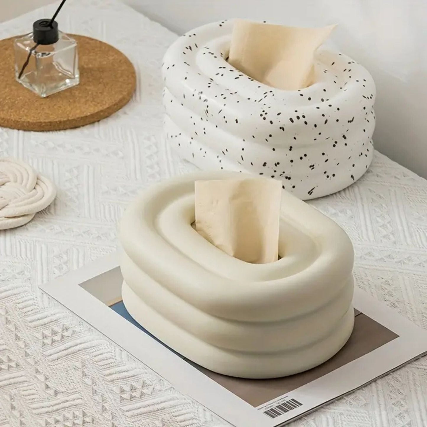Lustre Ceramic Tissue Box with Wind Ring Design