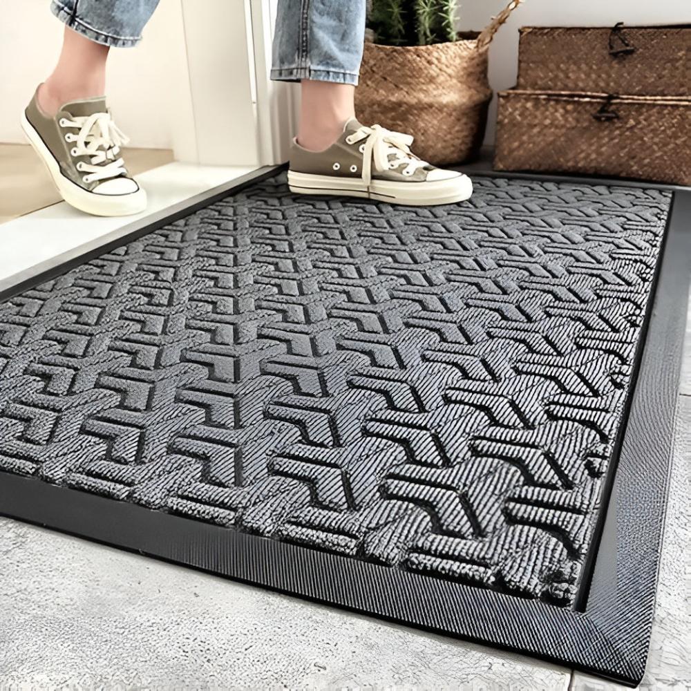 Durable Geometric Entryway Door Mat with Rubber Backing
