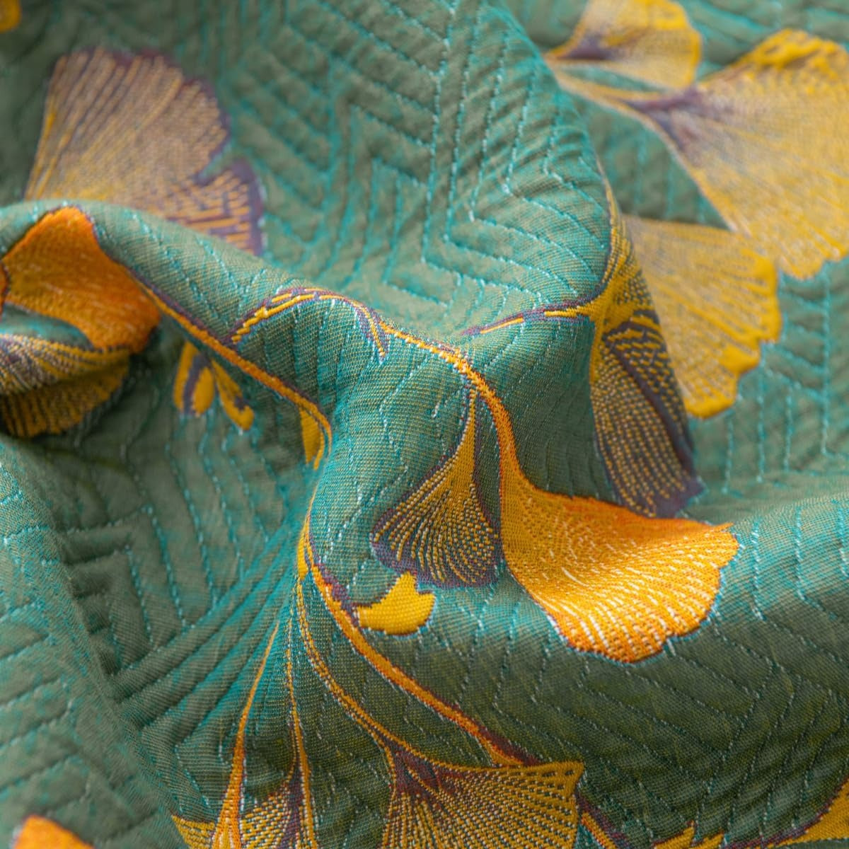 Reversible Jacquard Floral Ginkgo Leaves Coverlet