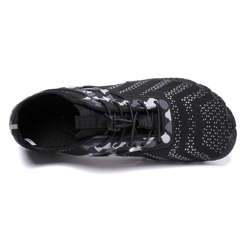 Zero-Drop Trail Running Shoes with Flexible Sole