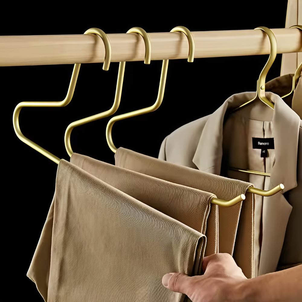 Minimalist Metal Wardrobe Hangers with Non-Slip Coating - Set of 5