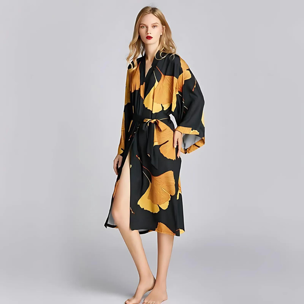 Black and Yellow Ginkgo Leaf Print Bathrobe