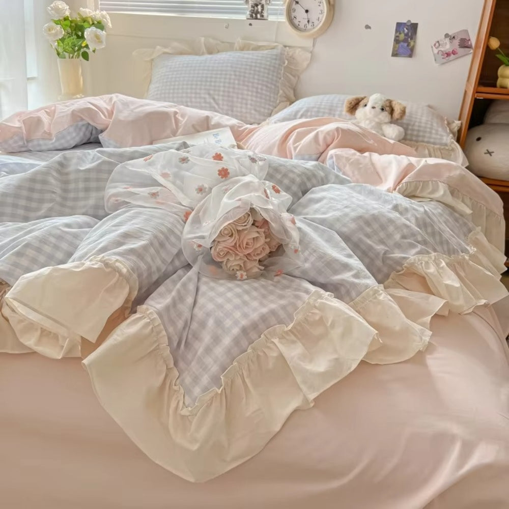 Gingham Check Ruffled Bedding Set in Cotton-Microfiber Blend