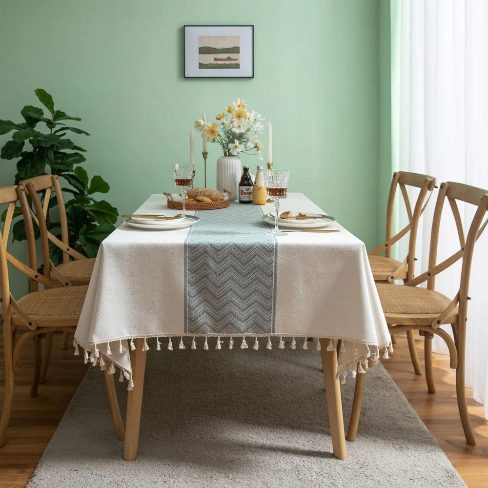 Geometric Jacquard Tablecloth with Tassel Fringe