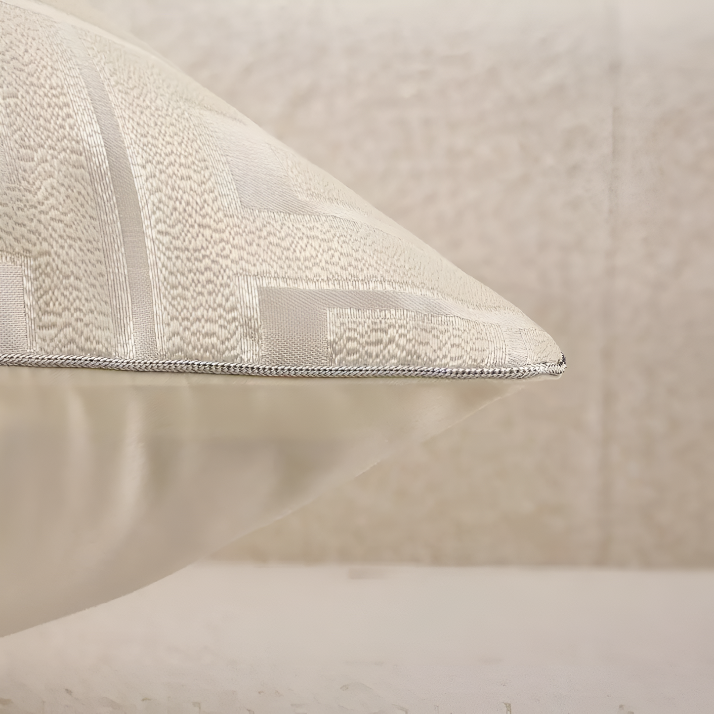 Geometric Jacquard Chenille Velvet Cushion Cover