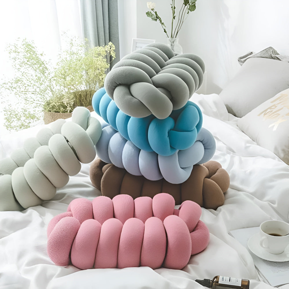 Knotted Plush Cushion in Soft Acrylic Fabric