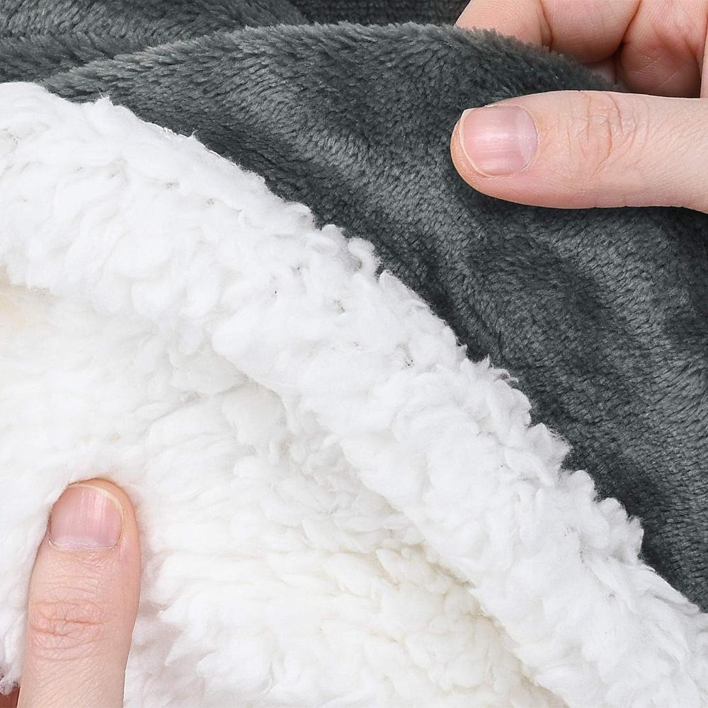 Reversible Cloud Soft Velour and Sherpa Blanket