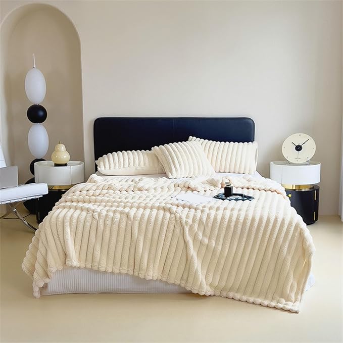 Double-Sided Plush Faux Rabbit Fur Throw Blanket