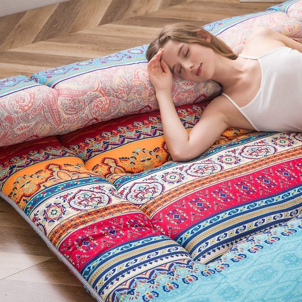 Foldable Japanese Futon Mattress with Memory Foam Support