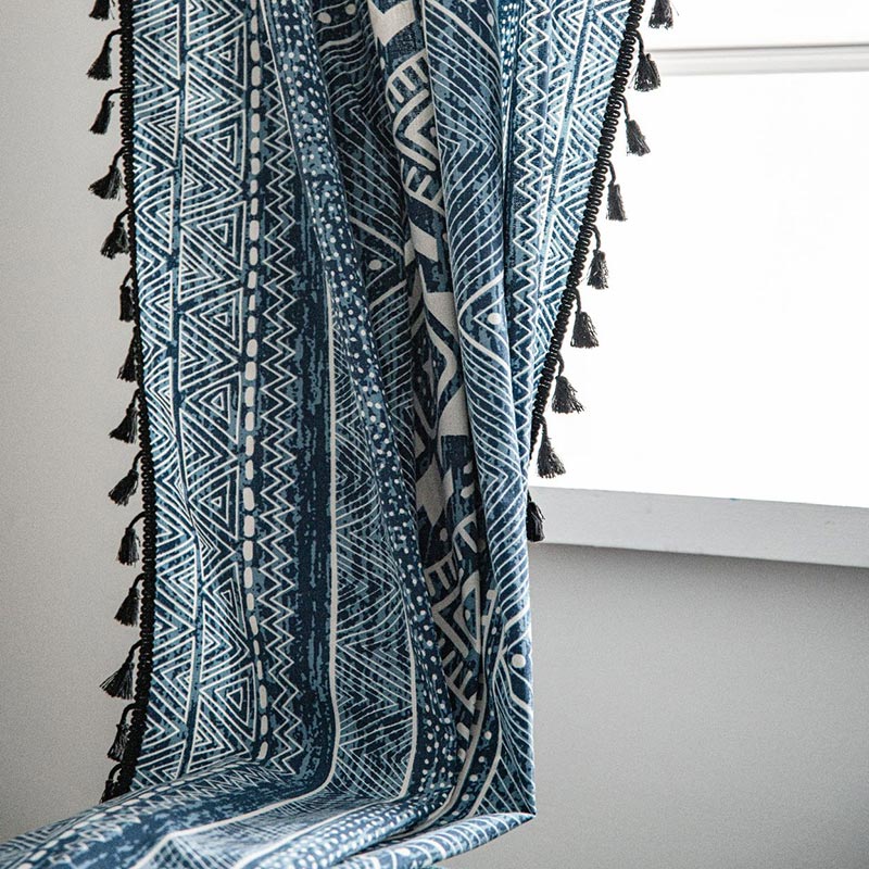 Blue Geometric Pattern Light-Filtering Curtain