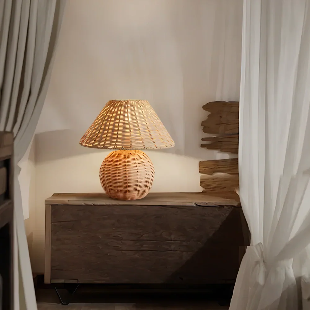Eco-Friendly Bamboo Table Lamp - Minimalist Design