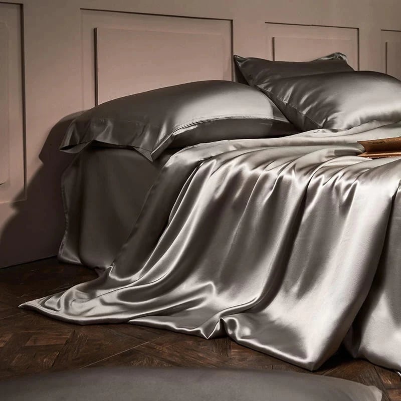 Pure Mulberry Silk Bedding Set - 25 Momme Luxury 4 Piece