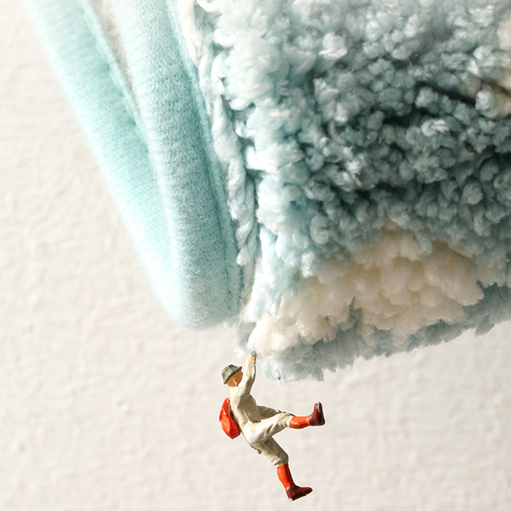 Plush White Bathroom Mat with Non-Slip Backing