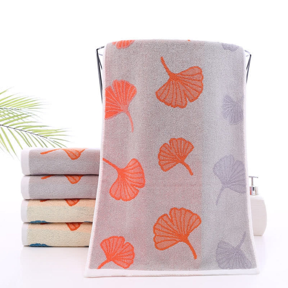 Ginkgo Leaf Cotton Bath Towel - Soft & Absorbent