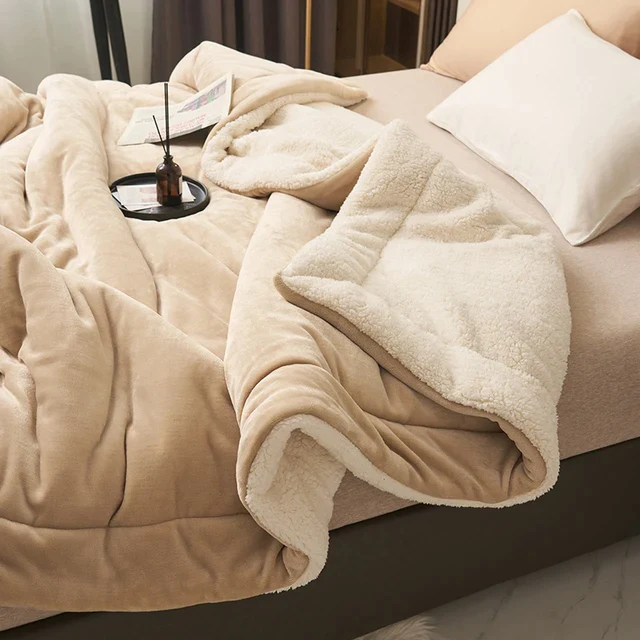 Reversible Two-Tone Flannel Fleece Blanket