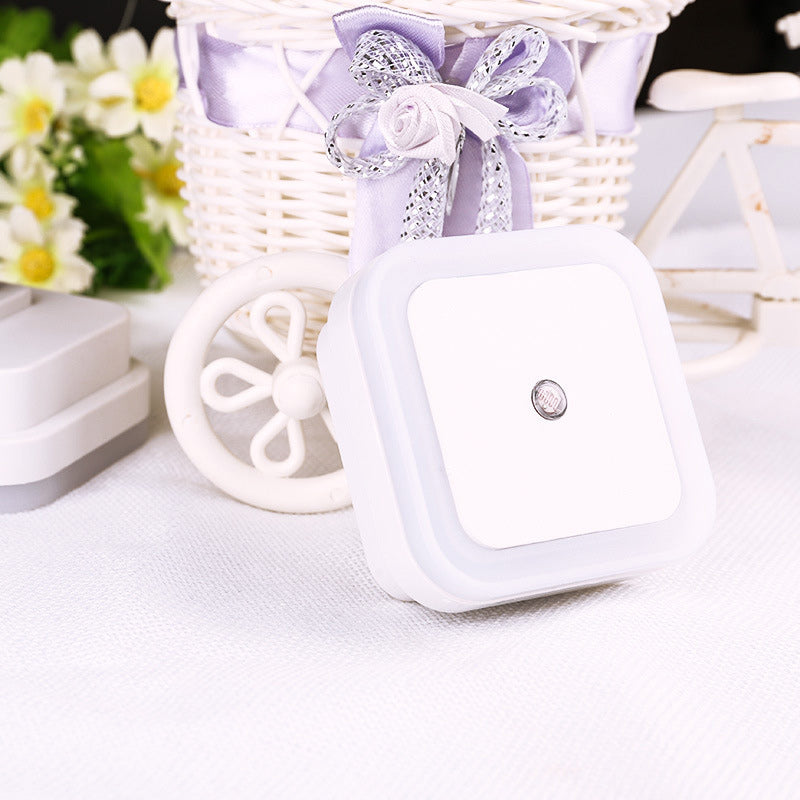 Light-Sensitive LED Night Light with Auto On/Off