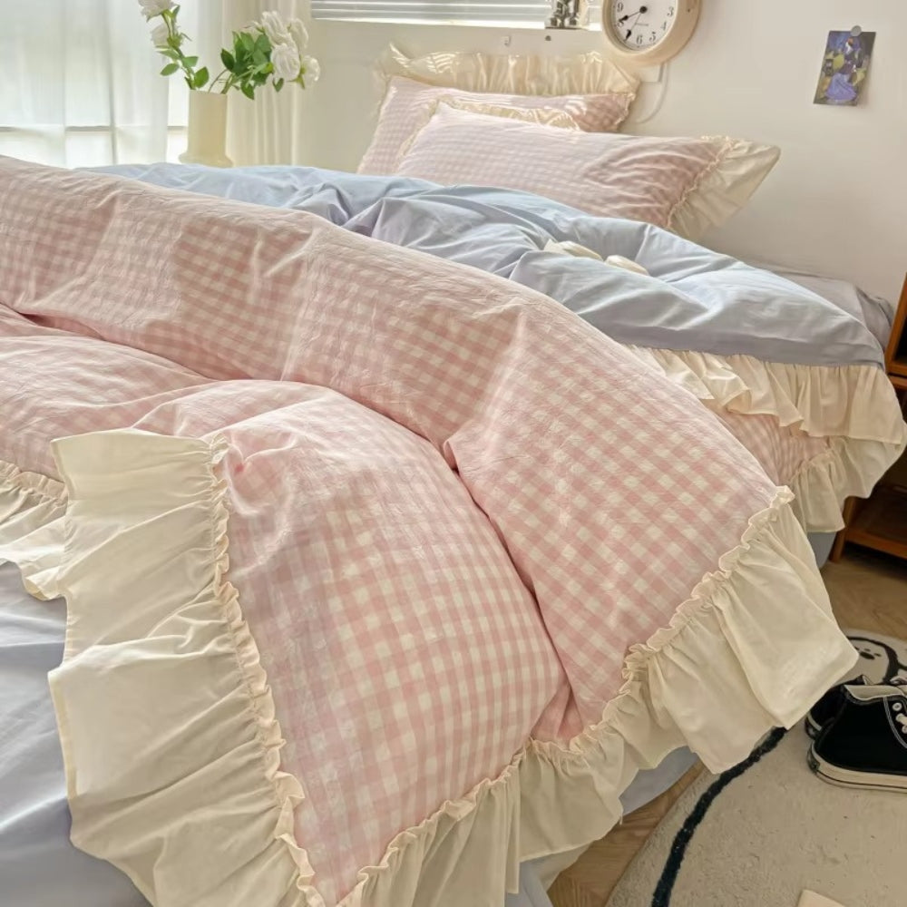 Gingham Check Ruffled Bedding Set in Cotton-Microfiber Blend