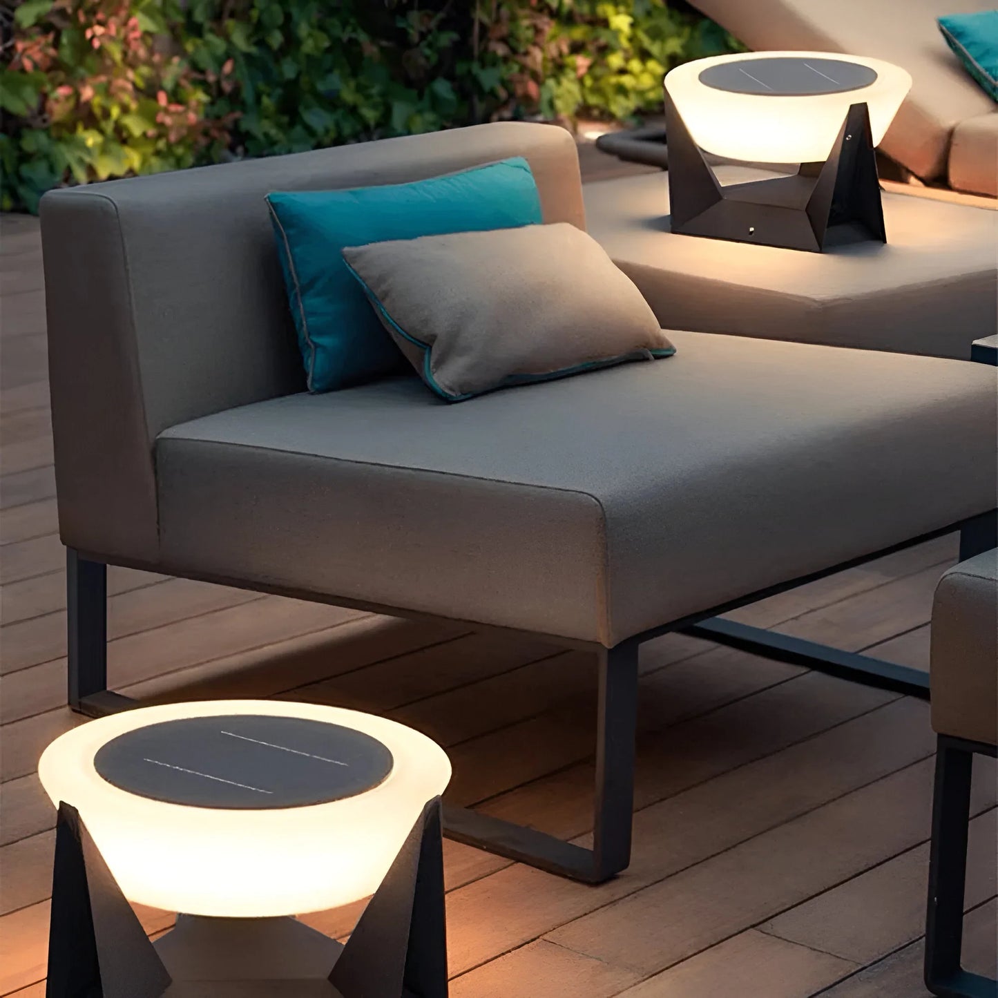 Solar-Powered Weatherproof Garden Accent Light