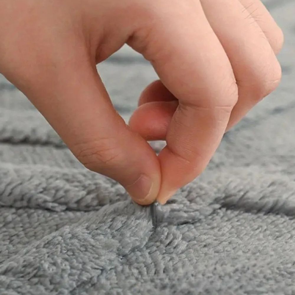 Ultra-Soft Diamond Jacquard Bath Mat