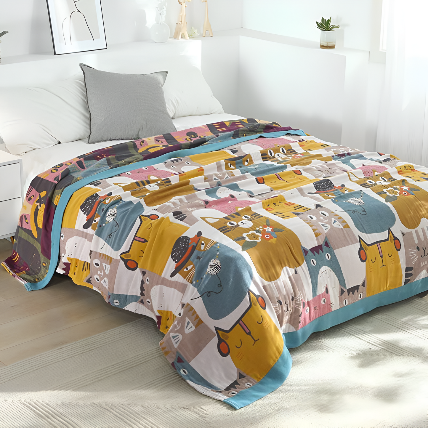 Reversible Cotton Cat-Themed Blanket for Kids