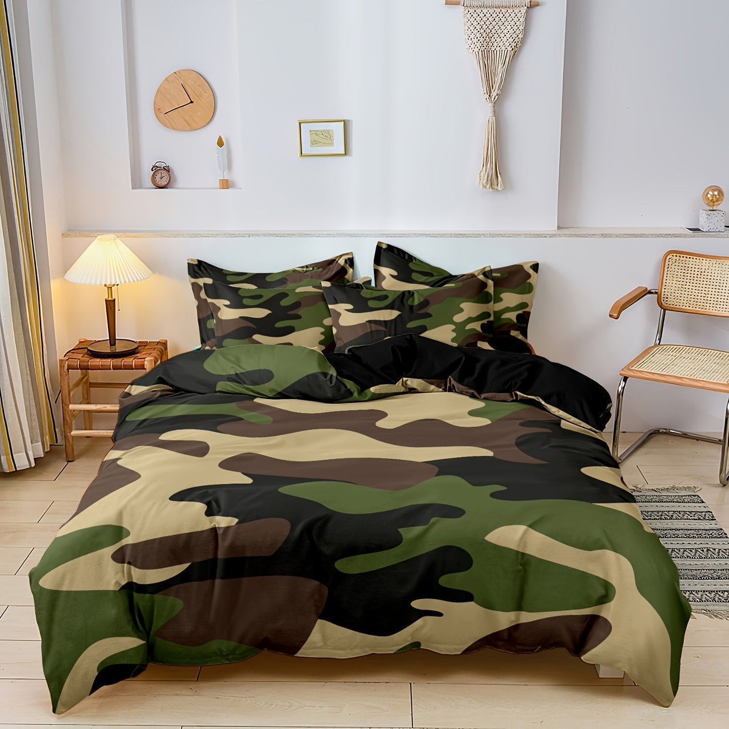 Chic Camouflage Duvet Cover Set with Pillowcases