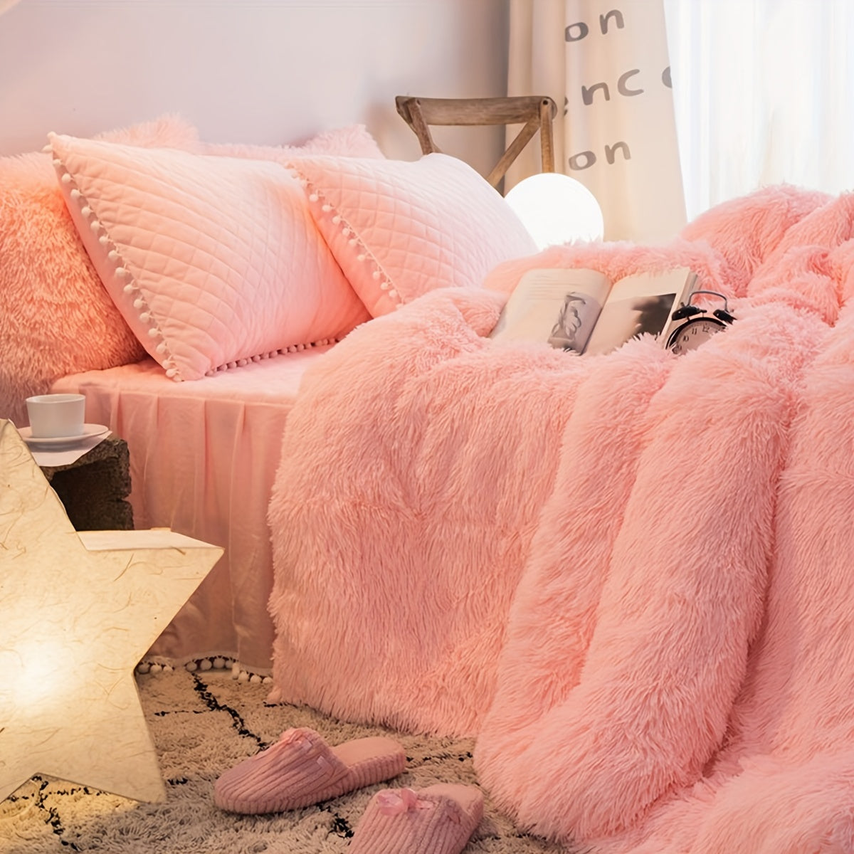 Luxurious Velvet Duvet Cover Set with Pillowcases for All-Season Comfort