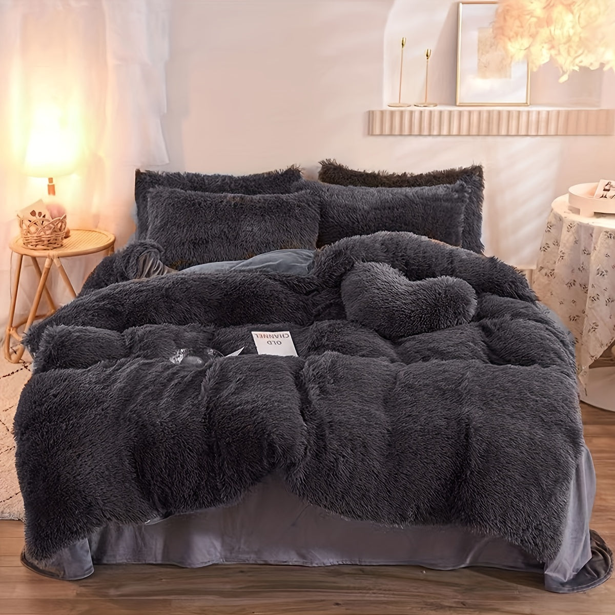 Three-Piece Velvet Bedding Set with Duvet Cover and Pillowcases