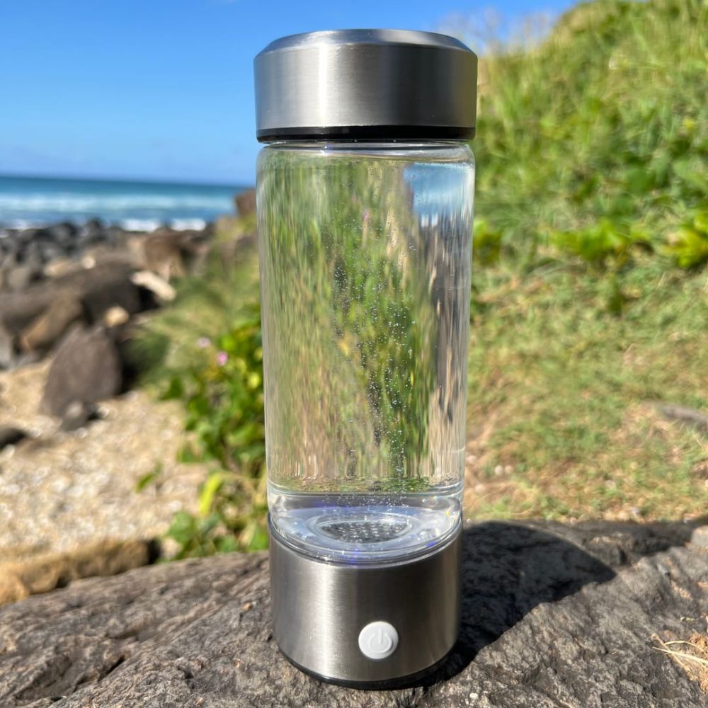 Hydrogen Infused Water Bottle with Self-Cleaning Technology