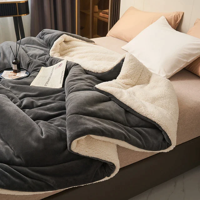 Reversible Two-Tone Flannel Fleece Blanket