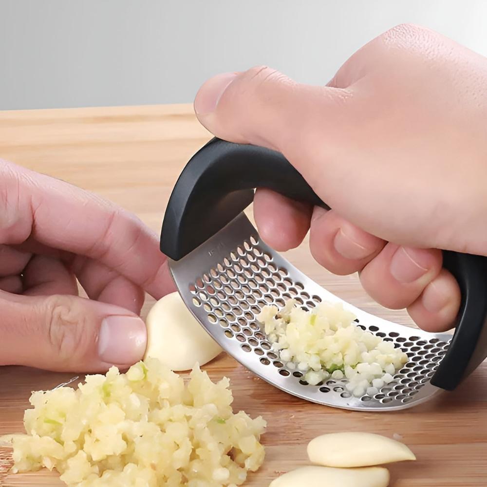 Stainless Steel Garlic Squeezer for Effortless Mincing