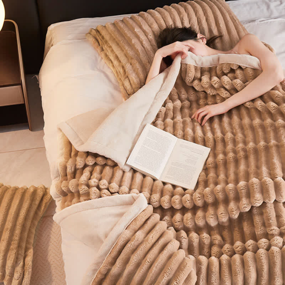 Reversible Faux Fur Fleece Throw Blanket