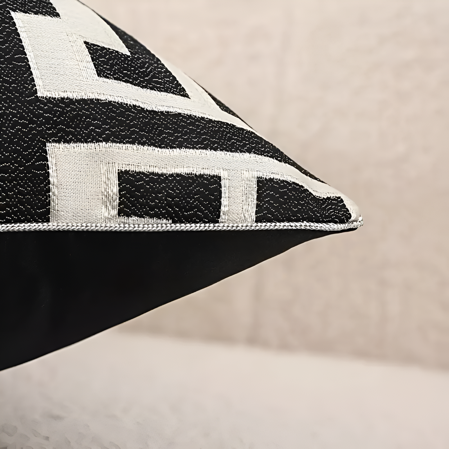 Geometric Jacquard Chenille Velvet Cushion Cover