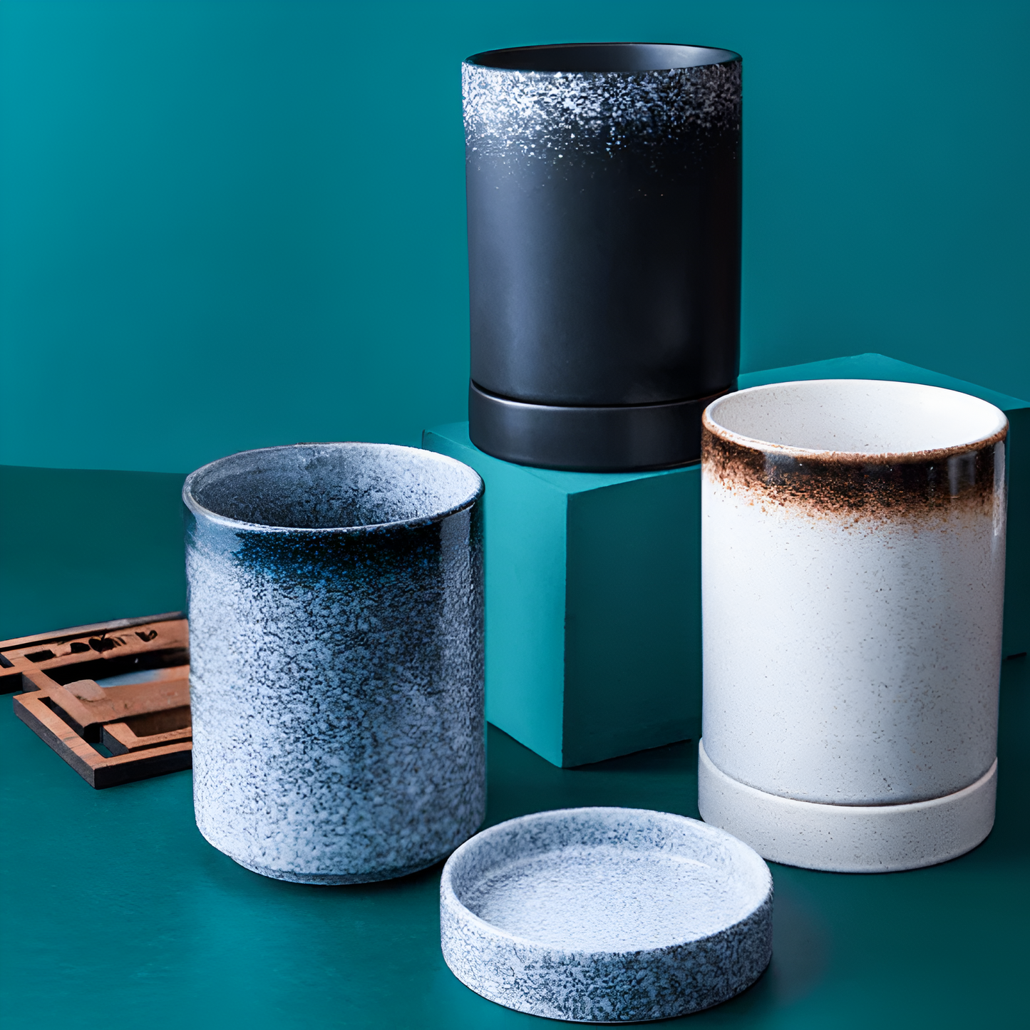 Ceramic Japanese Utensil Holder with Drainage Holes
