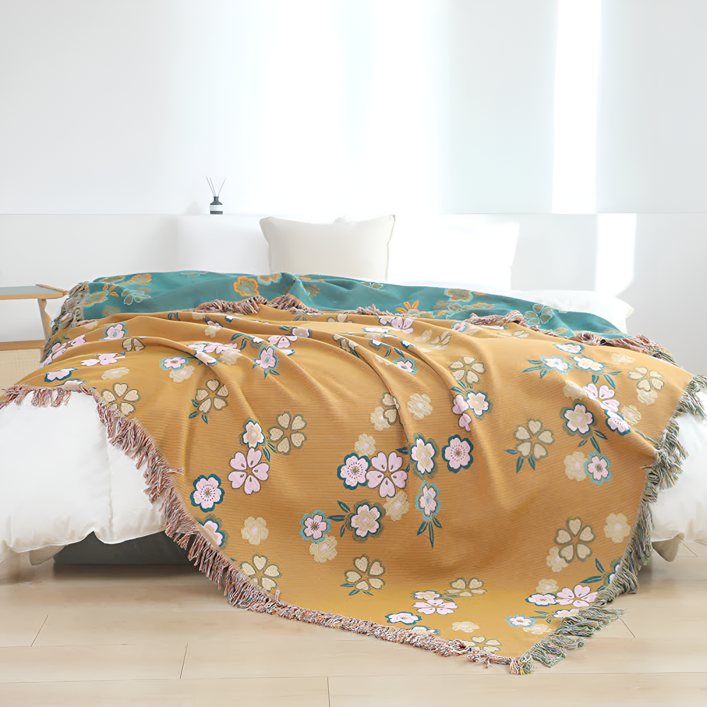 Soft Floral Tassel Blanket for All Seasons