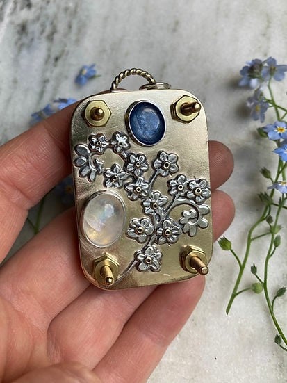 Mini Flower Press with Brass and Silver Details - Portable Botanical Keepsake Maker