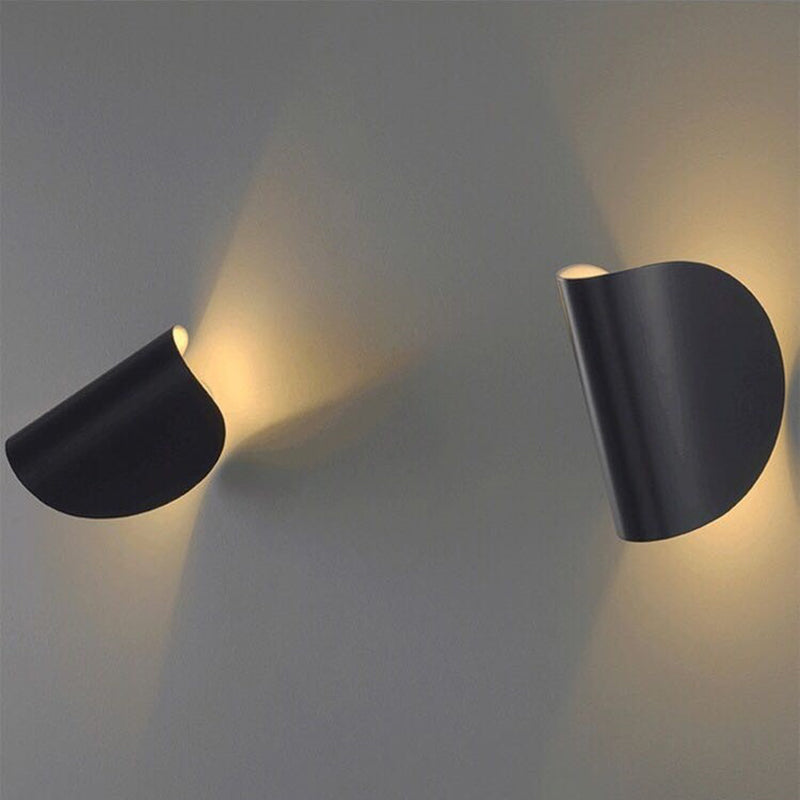 Geometric LED Wall Light in 4 Colors - Metal Indoor/Outdoor Fixture