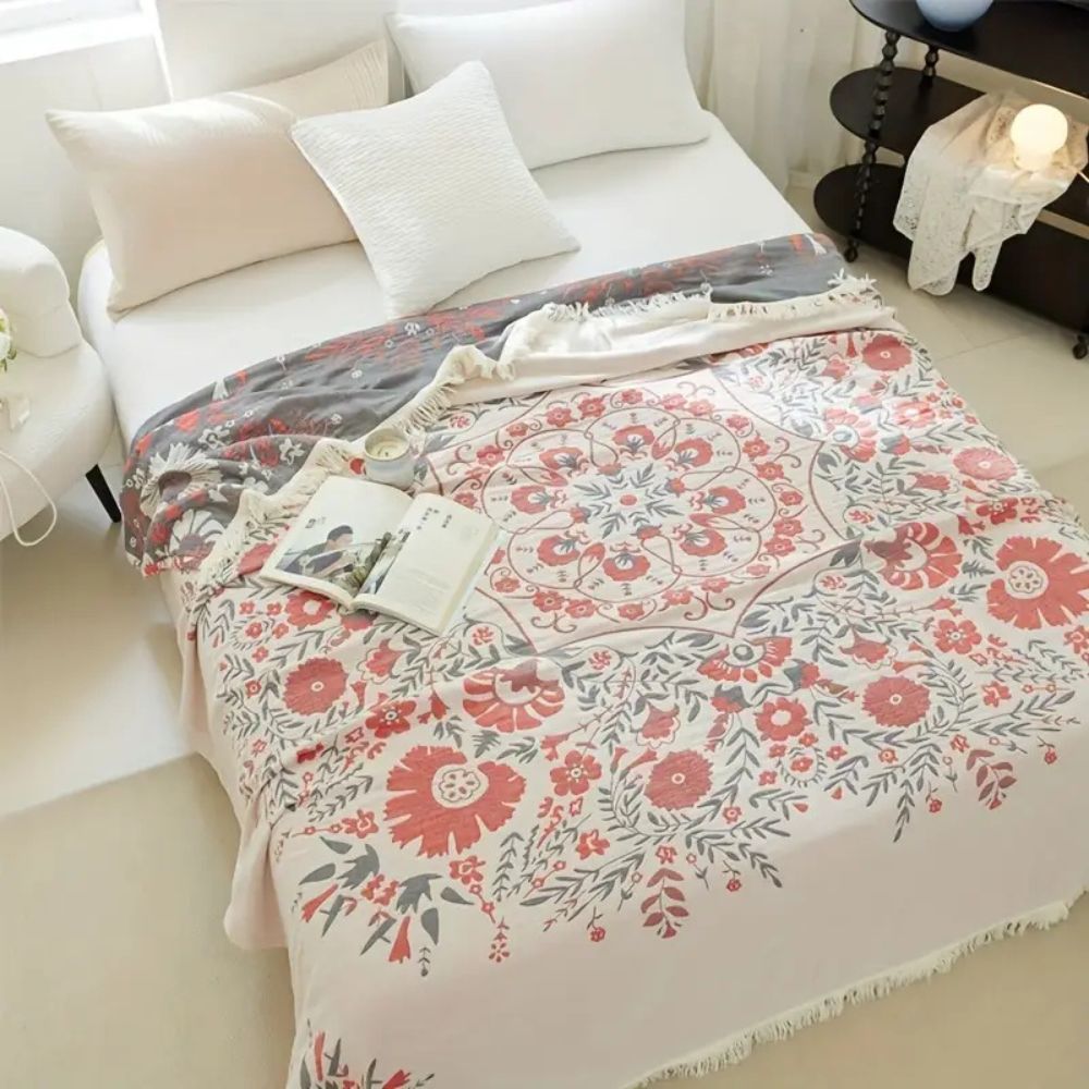 Reversible Floral Cotton Blanket in Versailles Style